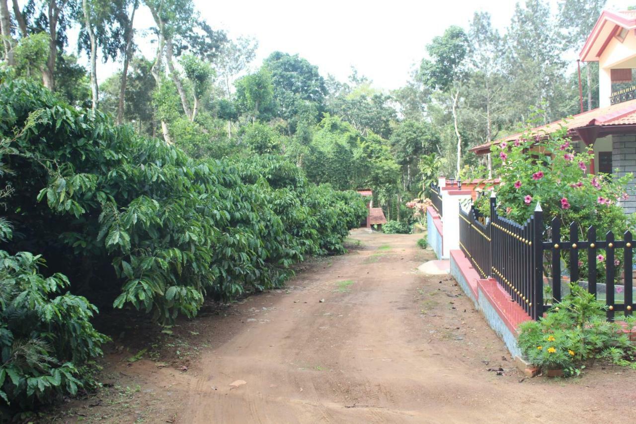 Whistling Woods Farm Stay Kushālnagar Zewnętrze zdjęcie
